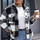 thumbnail image 3 of Otoño Invierno chaqueta de un solo pecho con cuello vuelto para mujer abrigo a cuadros de manga larga de lana borrosa prendas de vestir a cuadros blanco y negro XL, 3 of 7