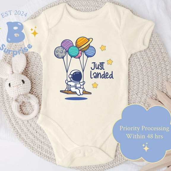 Just Landed Onesie, Astronaut Baby Bodysuit, Space Baby Outfit, Cute New Arrival Onesie, Celestial Theme Infant Clothes Cute Baby Onesie, BABY BODYSUIT LAT 4424