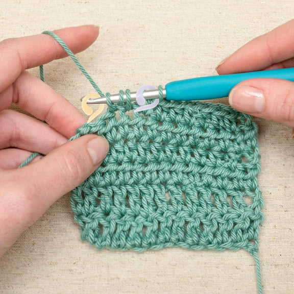 ETHZZLE 20 Pieces Assorted Color Markers for Knitting, Crocheting, and Crafting Accessories