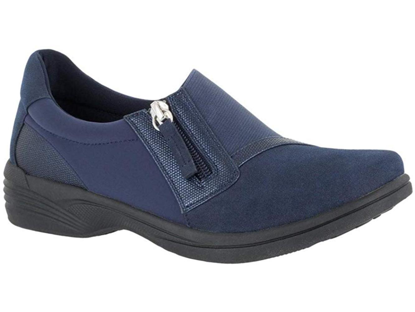 solite by easy street slide sandals