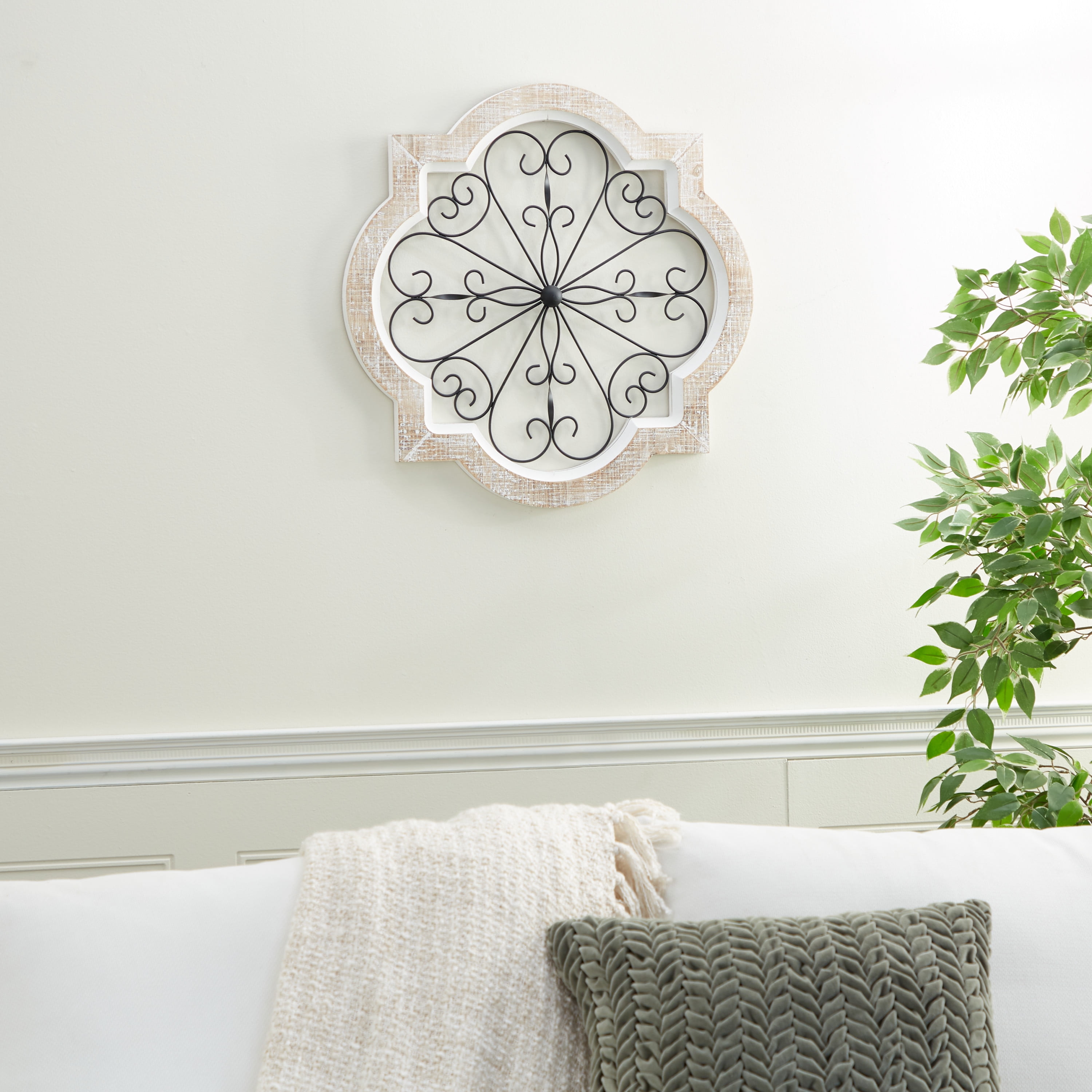 DecMode White Wood Scroll Wall Decor with Metal Scroll Work
