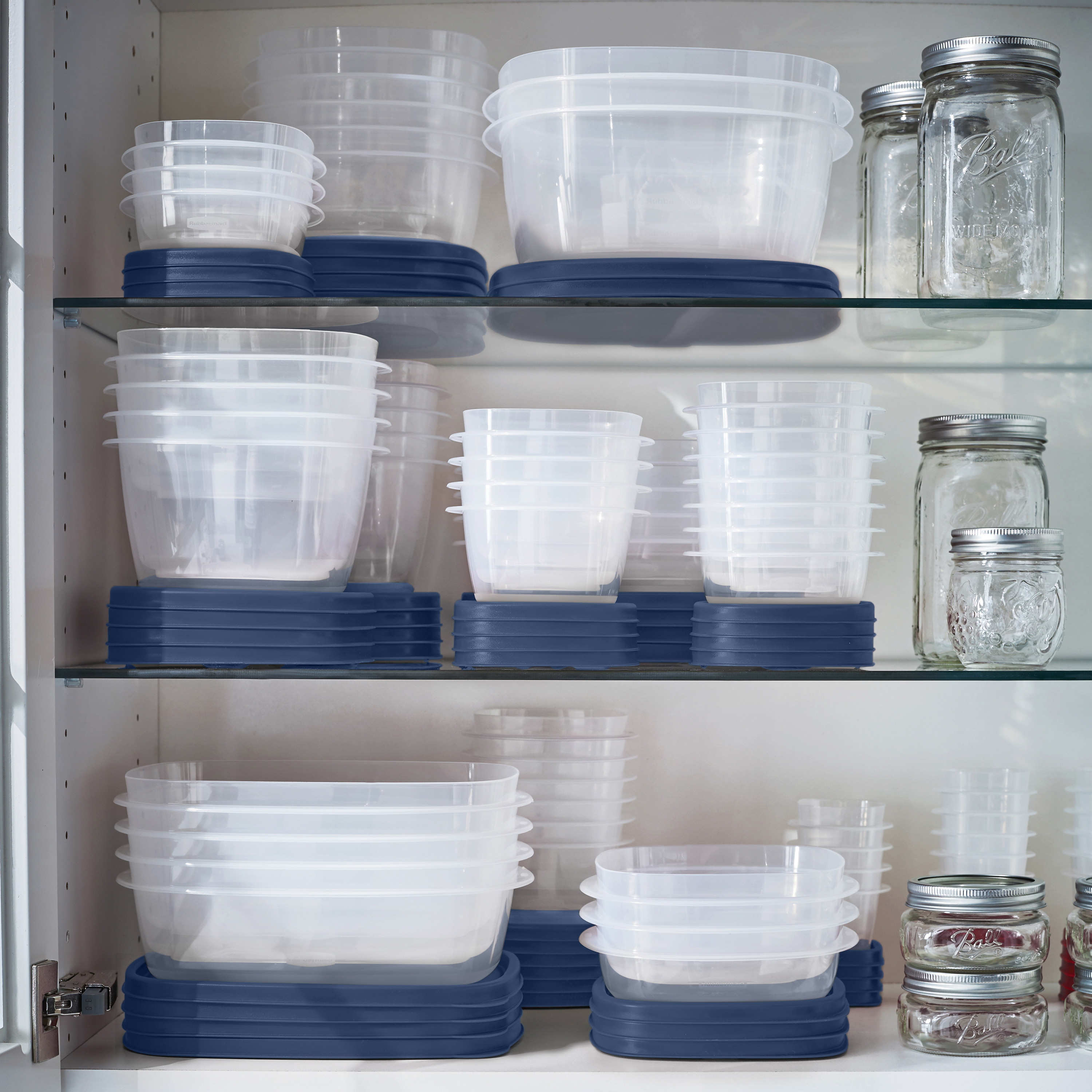 Rubbermaid EasyFindLids Variety Set of 13 Vented Plastic Food Storage Containers with Navy Lids (26 Pieces Total) - image 4 of 7