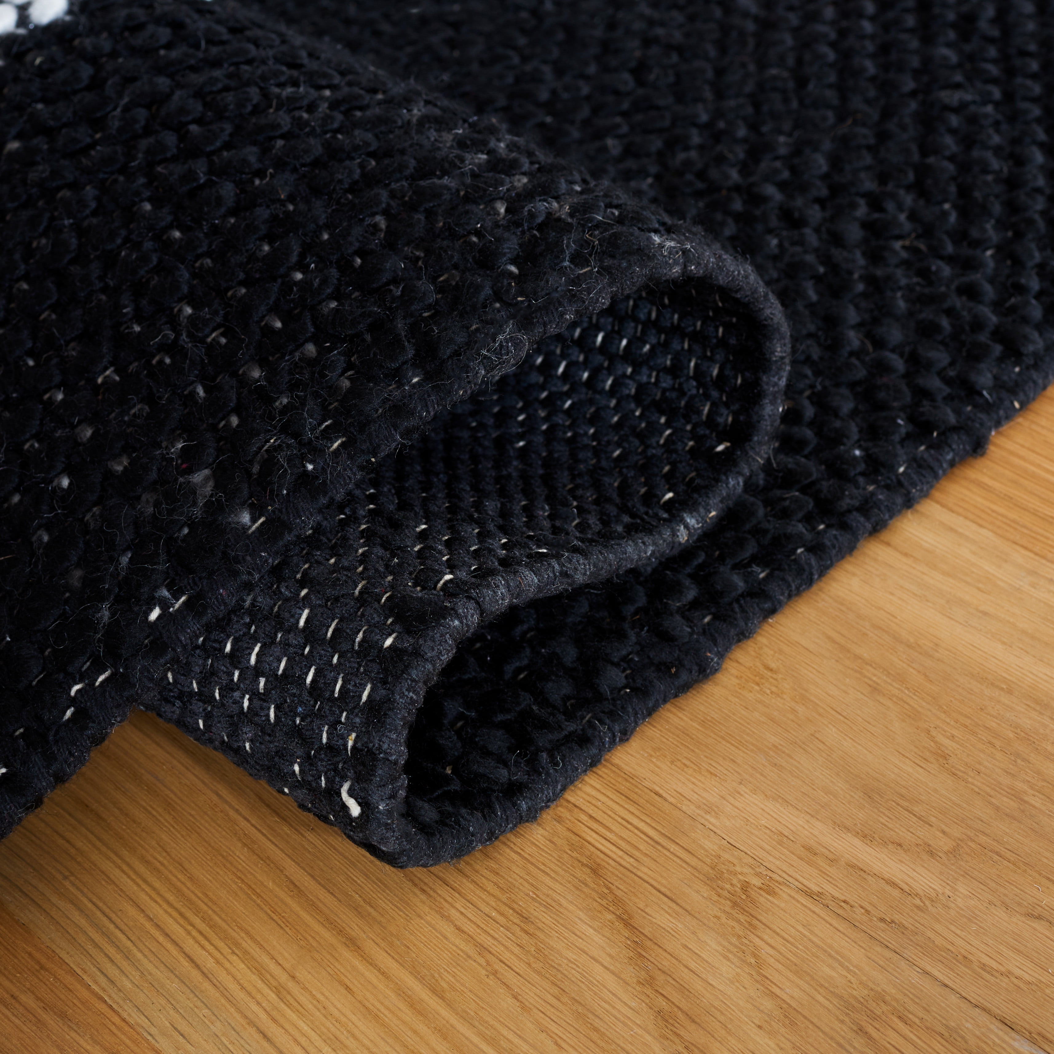 SAFAVIEH Natura Marina Striped Wool Runner Rug, Black/Ivory, 2'3" x 8'