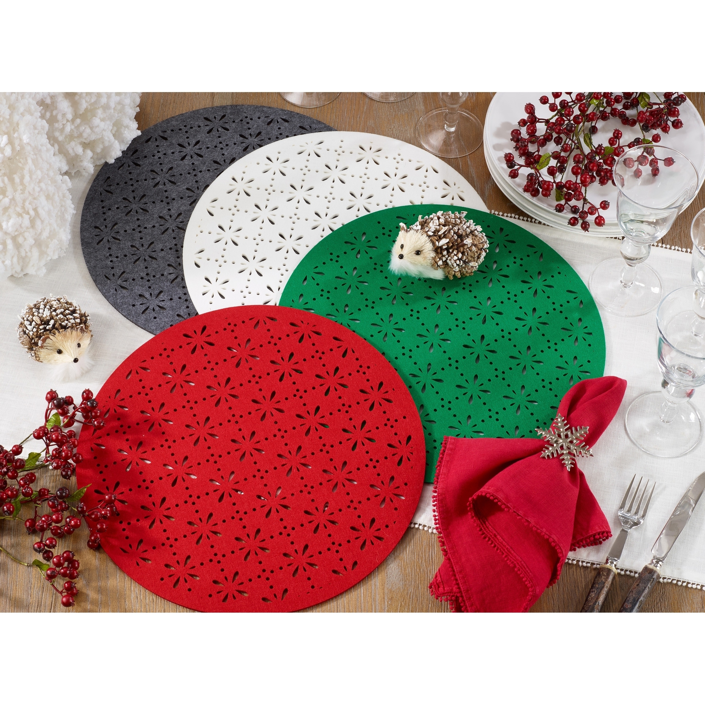 Round Cutwork Felt Placemats Set in Multicolor