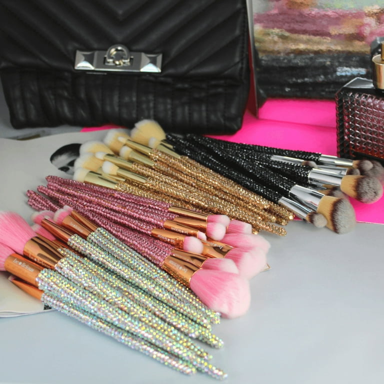 【日本未入荷】アメリカのメイクブラシ 12 本 blinged brushes 12 Piece Bling Rhinestone Makeup Brushes - Walmart.com