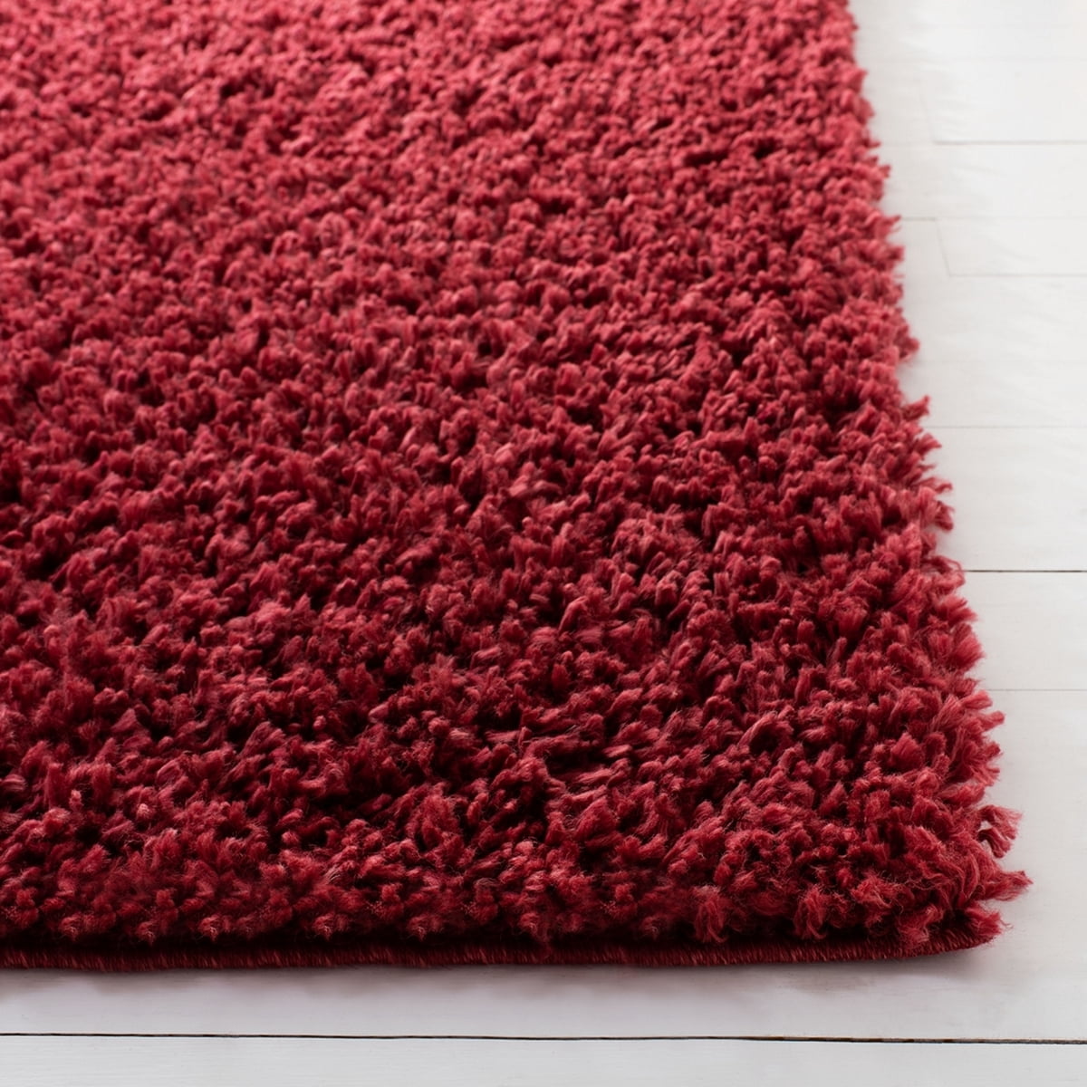 SAFAVIEH August Sophia Solid Shag Area Rug, Red, 6'7" x 6'7" Square