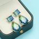 thumbnail image 3 of Pendientes de Mujer Aretes de Mujer con Cristal Color Azul Verdoso, Pendientes Colgante de Gota de Agua Elegantes y Nobles, Joyería Regalo Ideal para Mujer, 3 of 4
