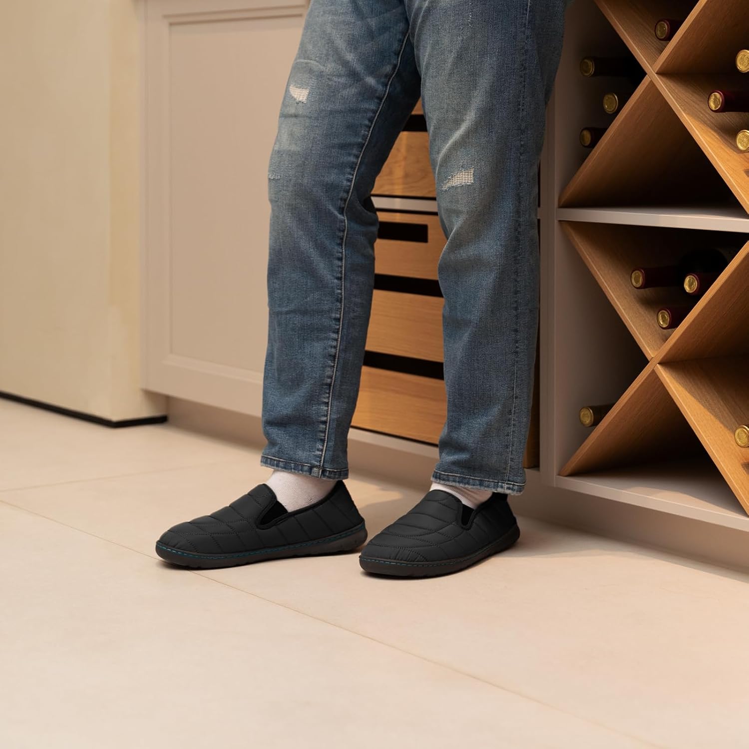 RockDove Men's SwiftStride Nylon Slippers photo 2