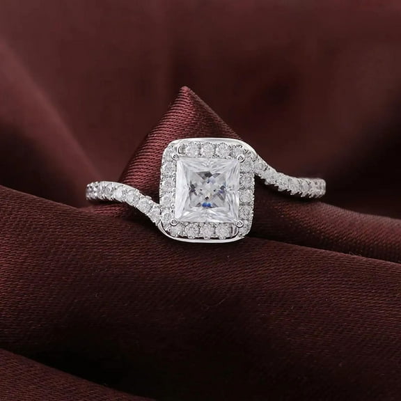 solitaire jewels 1.5CT Princess Moissanite Halo Engagement Ring For Women, 14K Yellow Gold