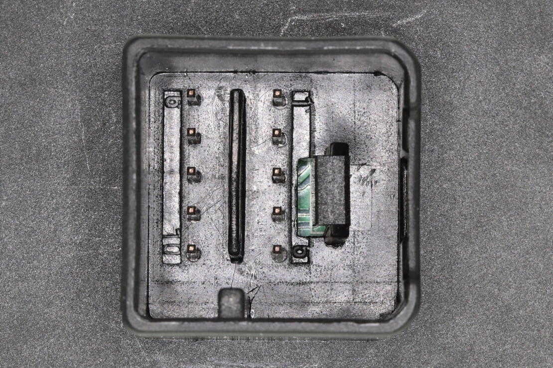 VEMO V10-73-0474 Switch, window regulator