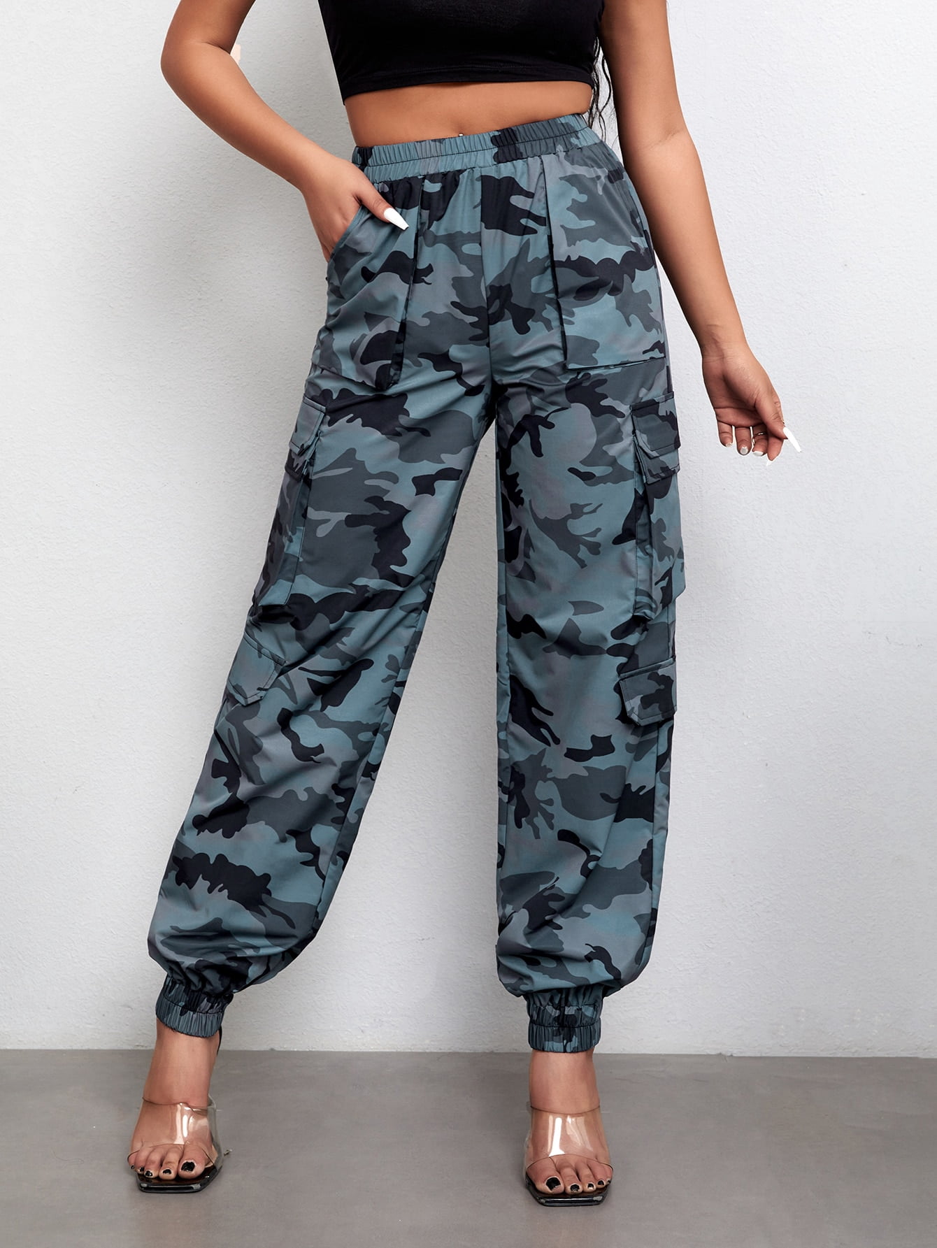 Women's Flap Pocket Camo Pants XS(2 