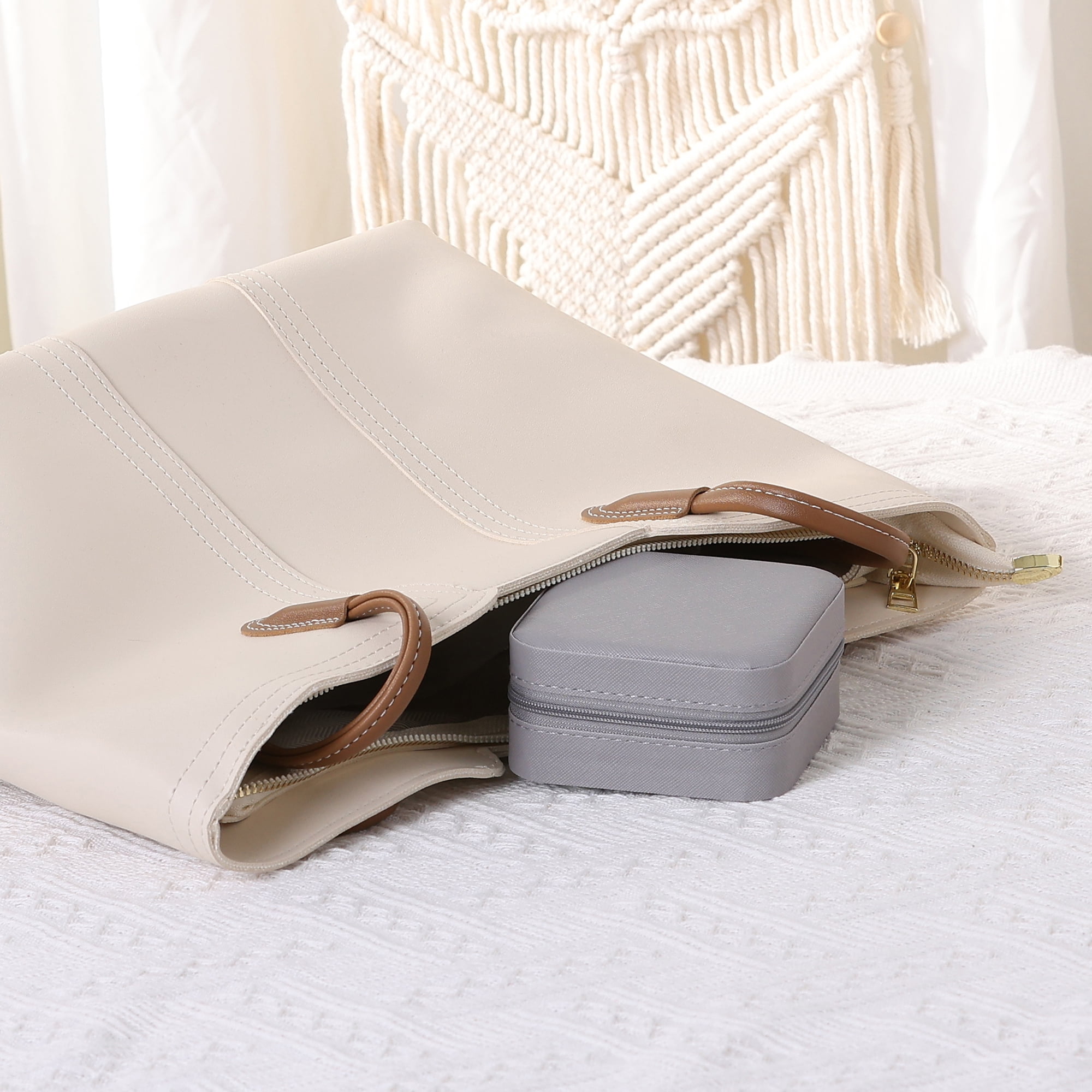 Travel Jewelry Box Mini Portable PU Leather Organizer for Women and Girls Gifts Grey