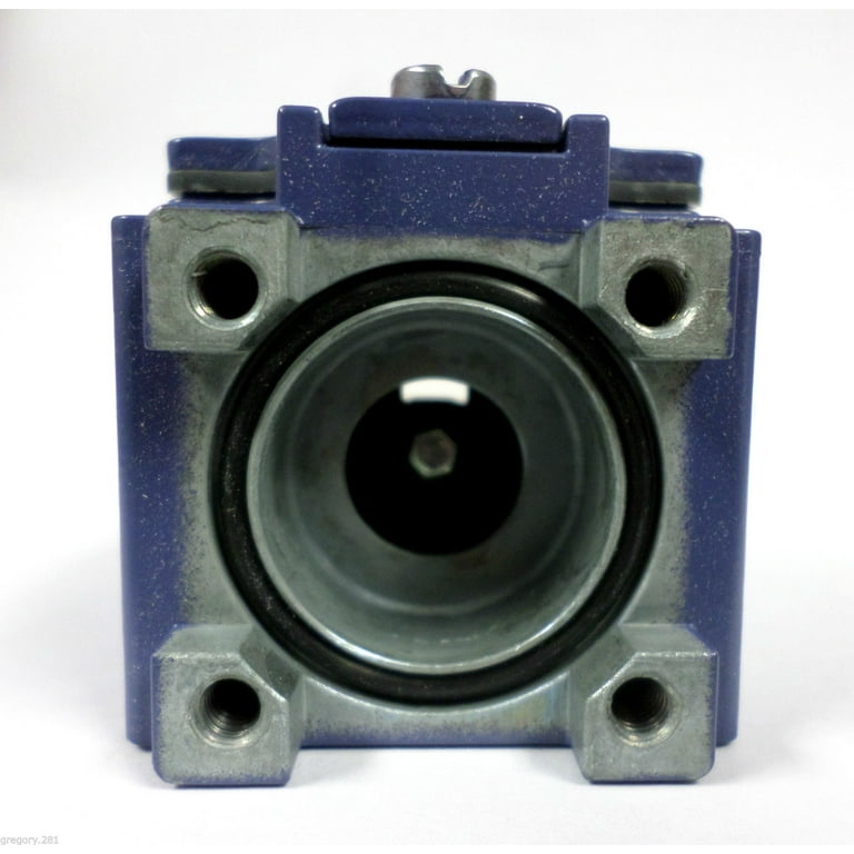 ff63cf52-3cb3-4352-837b-