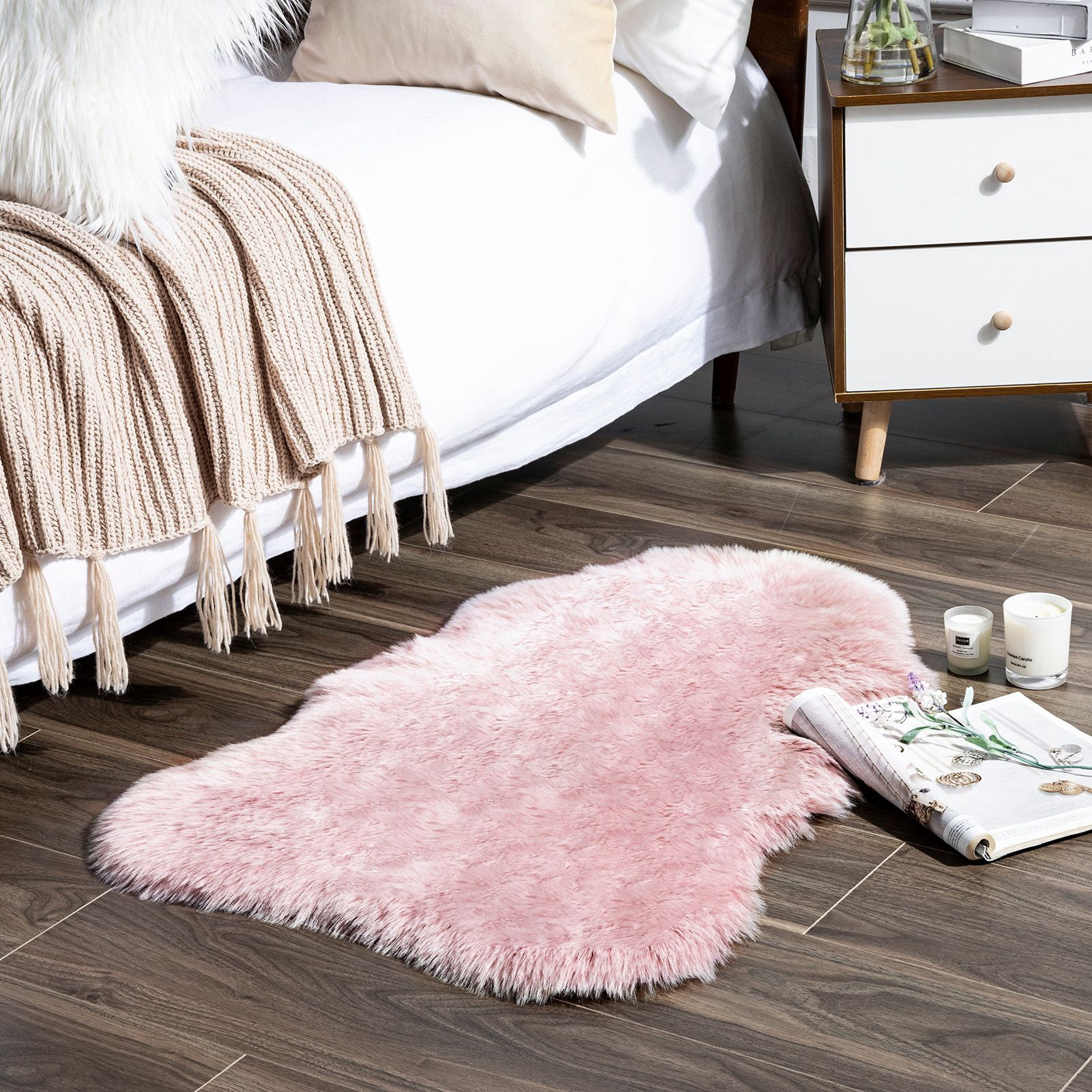 Phantoscope Ultra Soft Faux Fox Fur Pink, Indoor Area Rug, 2 x 3 ft, Irregular Shape
