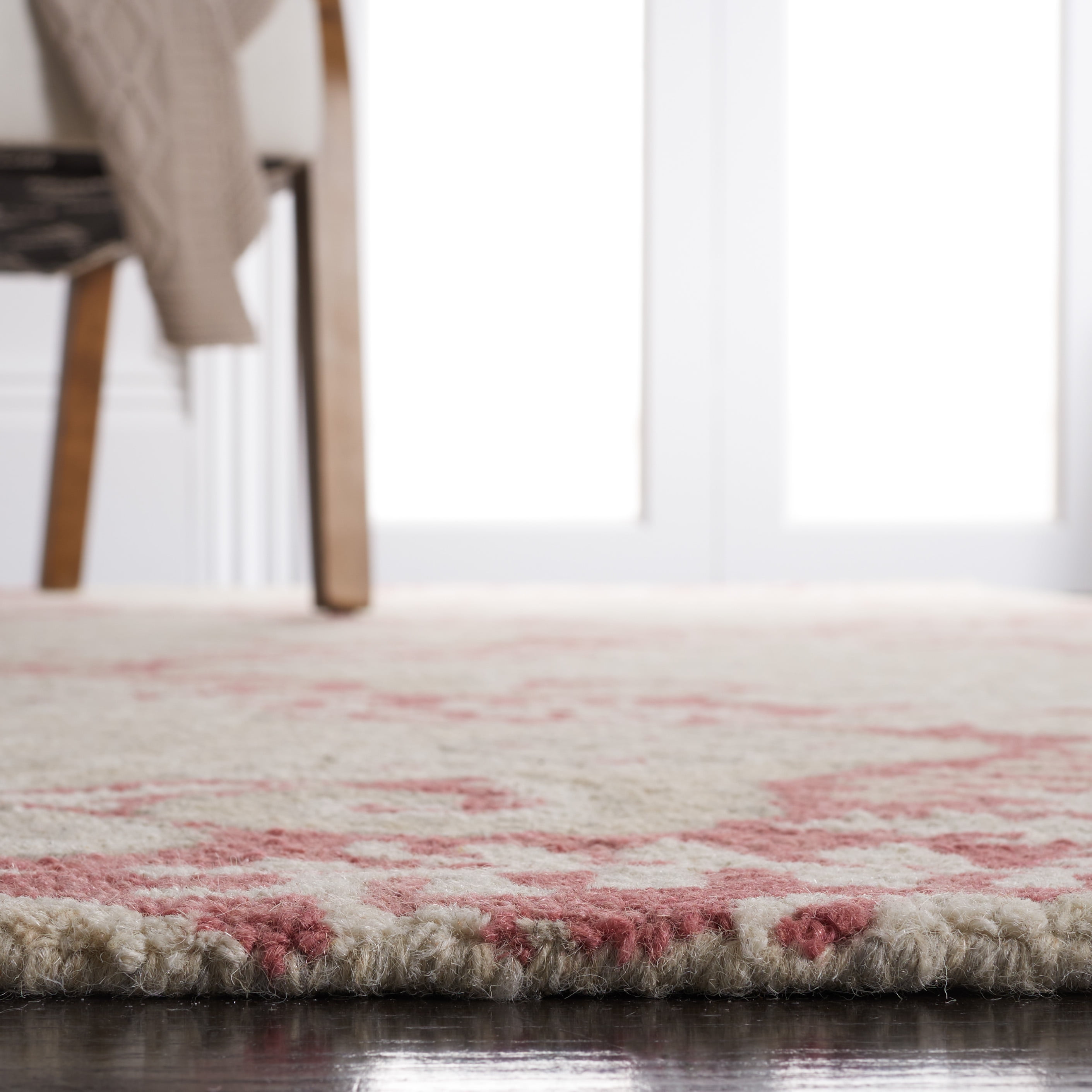 SAFAVIEH Micro-Loop Deziree Floral Area Rug, Pink/Beige, 9' x 12'