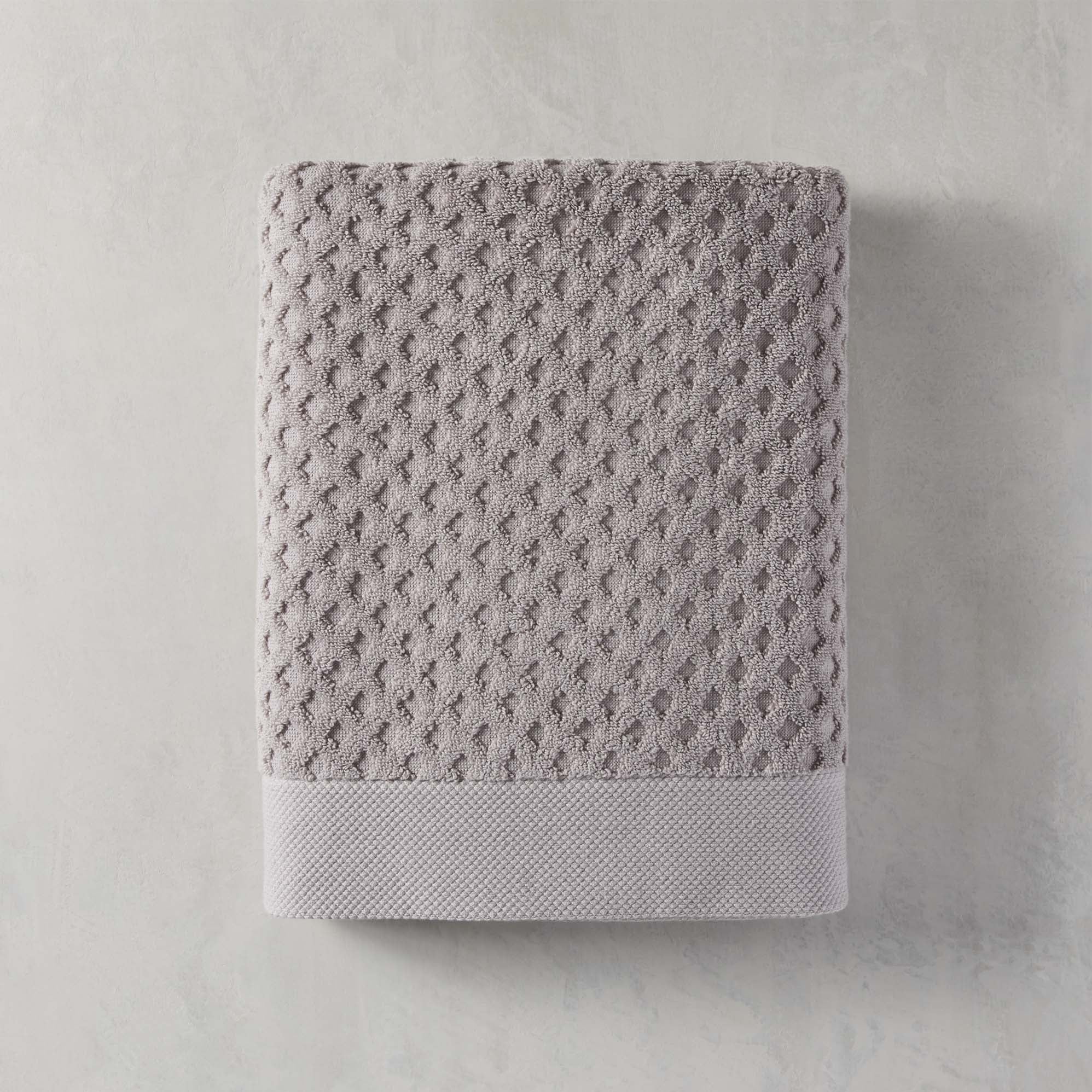 Better Homes & Gardens Signature Soft Texture Bath Towel, Taupe Splash