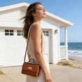 thumbnail image 4 of Bolso de hombro de cuero de PU pequeño y acolchado acolchado mini acolchado para mujer, con asa superior y cerradura metálica para uso cotidiano casual, 4 of 6