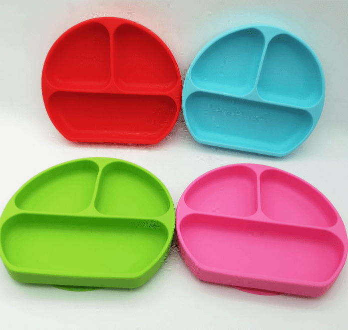baby plates that stick to table