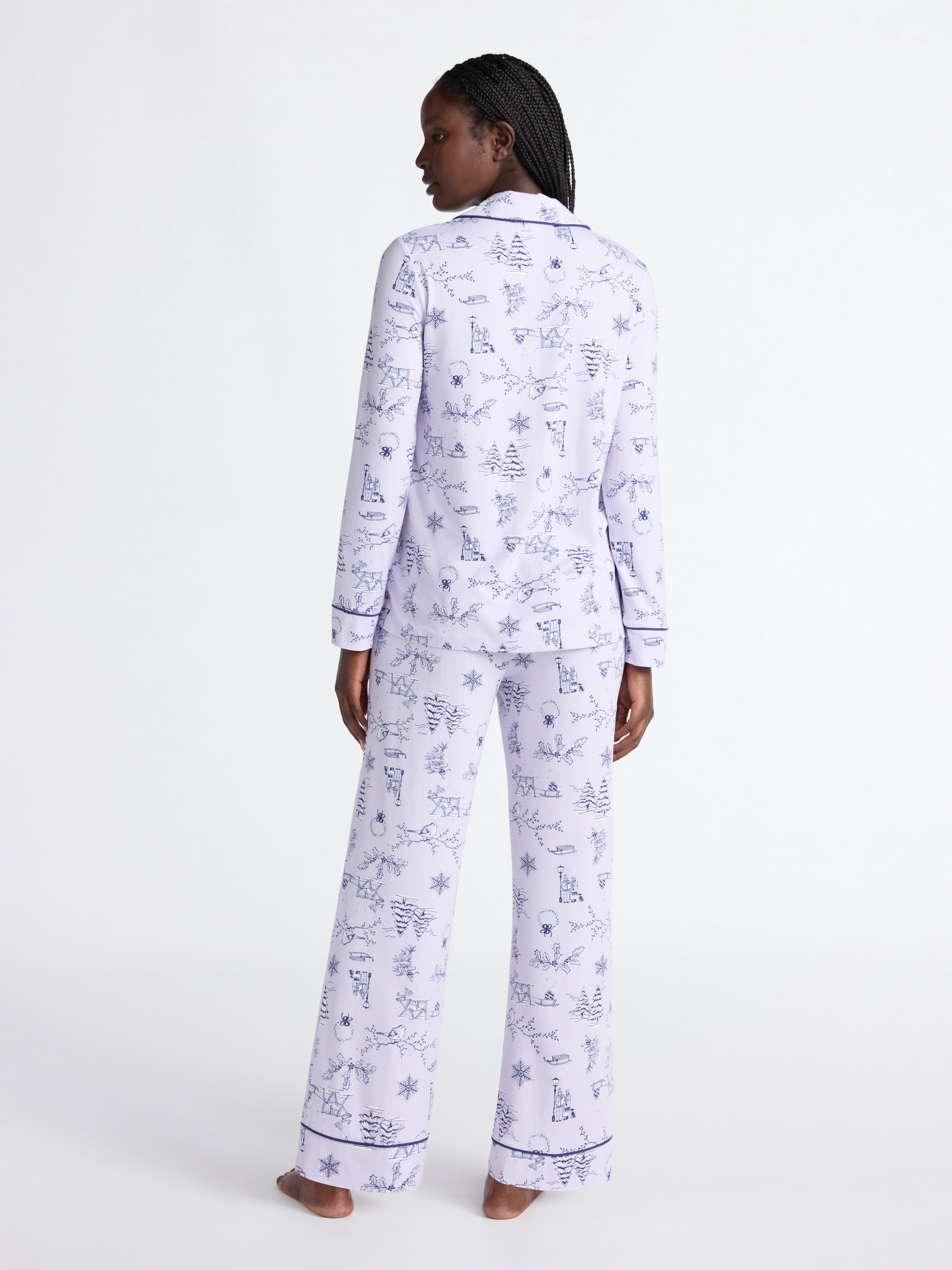 Joyspun Women’s Dreamy Soft Collection Long Sleeve Top and Pants Pajama Set, Sizes XS-4X
