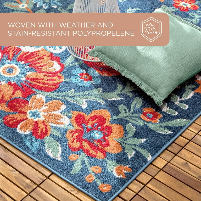 5' X 7' Blue And Beige Floral Stain Resistant Indoor Outdoor Area Rug 5' X 7' Blue And Beige Floral Stain Resistant Indoor Outdoor Area Rug