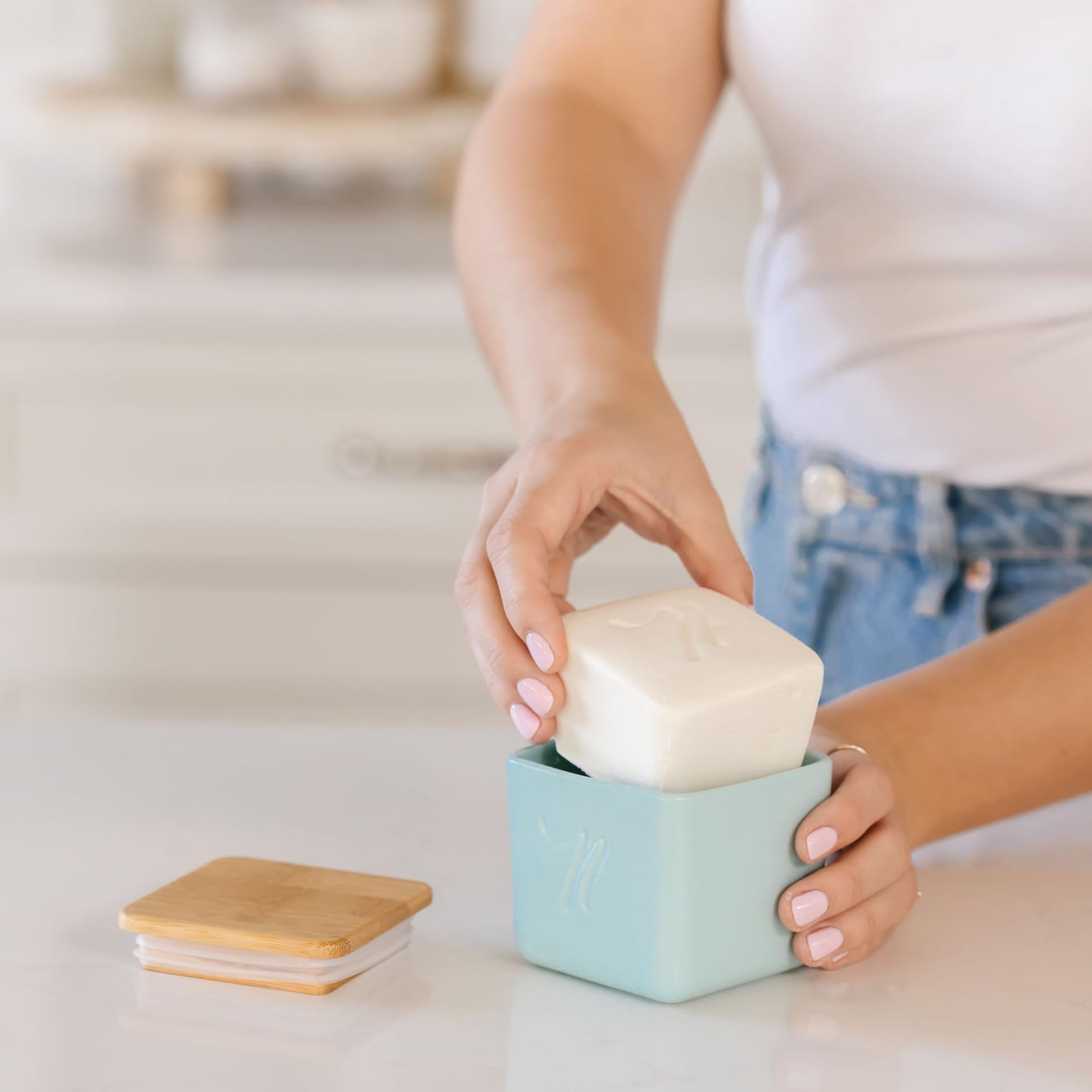 Nellie's Dish Butter - Zero-Waste Dish Soap Block - Eco-Friendly and Sustainable Dish Cleaning Solution with Reusable Ceramic Container for Mess-Free Dish Duty (Blue)