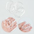 thumbnail image 5 of Anillos de plástico transparente BRI para cortina de ducha Juego de 12, 5 of 5