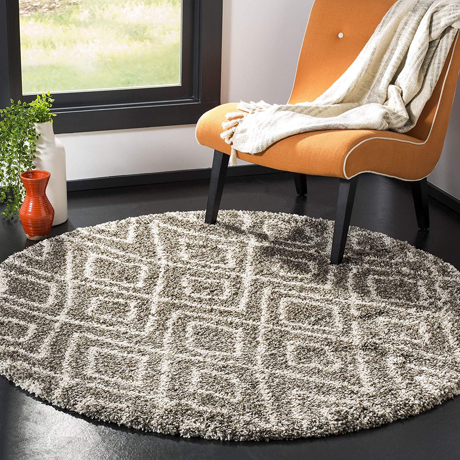 Safavieh Hudson Shag Collection SGH332B Grey and Ivory Round Area Rug