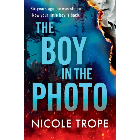 Pre-Owned The Boy in the Photo (Paperback) 1538771187 9781538771181