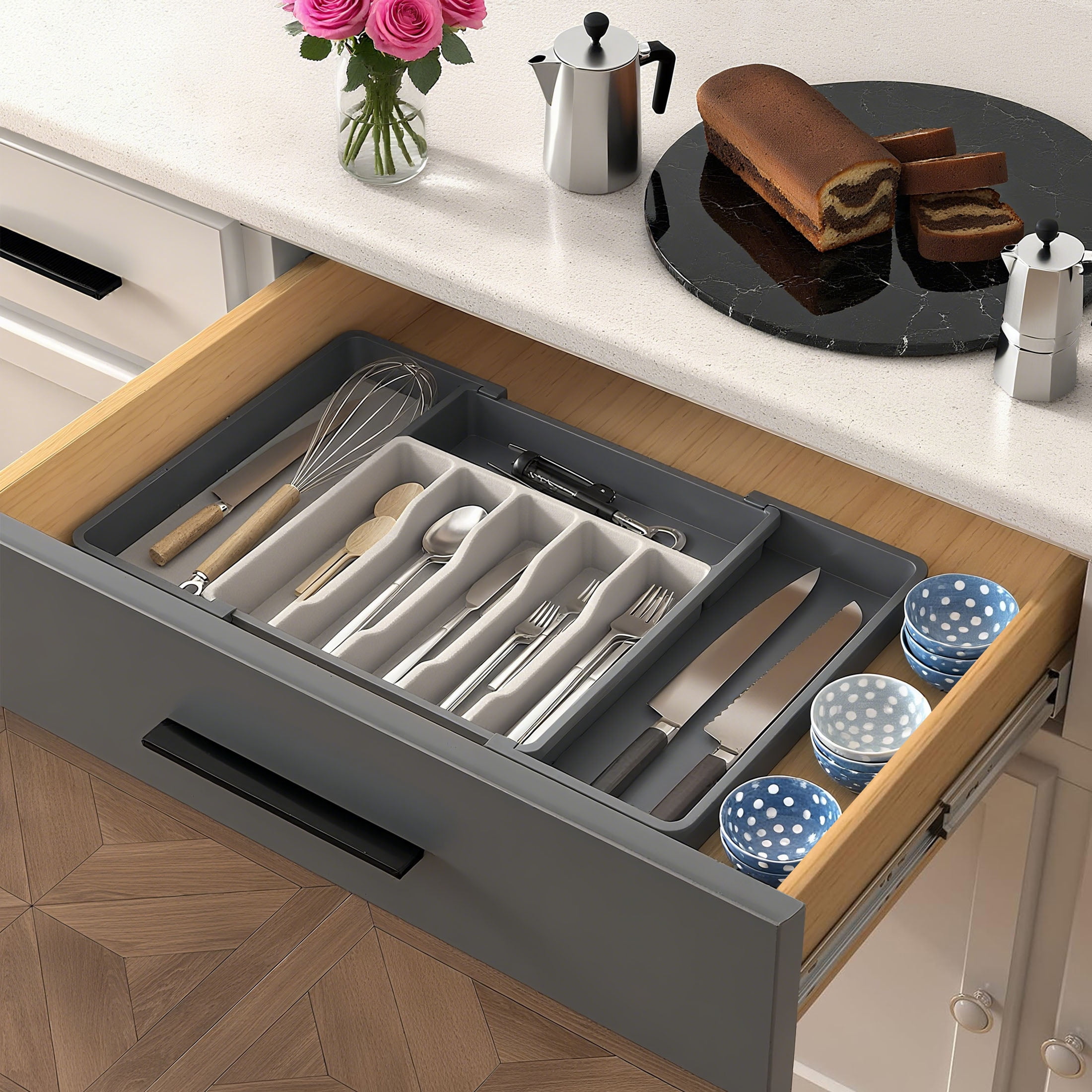 ORFELD Extendable Utensil Tray for Drawer,Multipurpose Kitchen Organizers and Storage Solution，Adjustable BPA-Free Cutlery Holder for Spoons, Forks, Grey