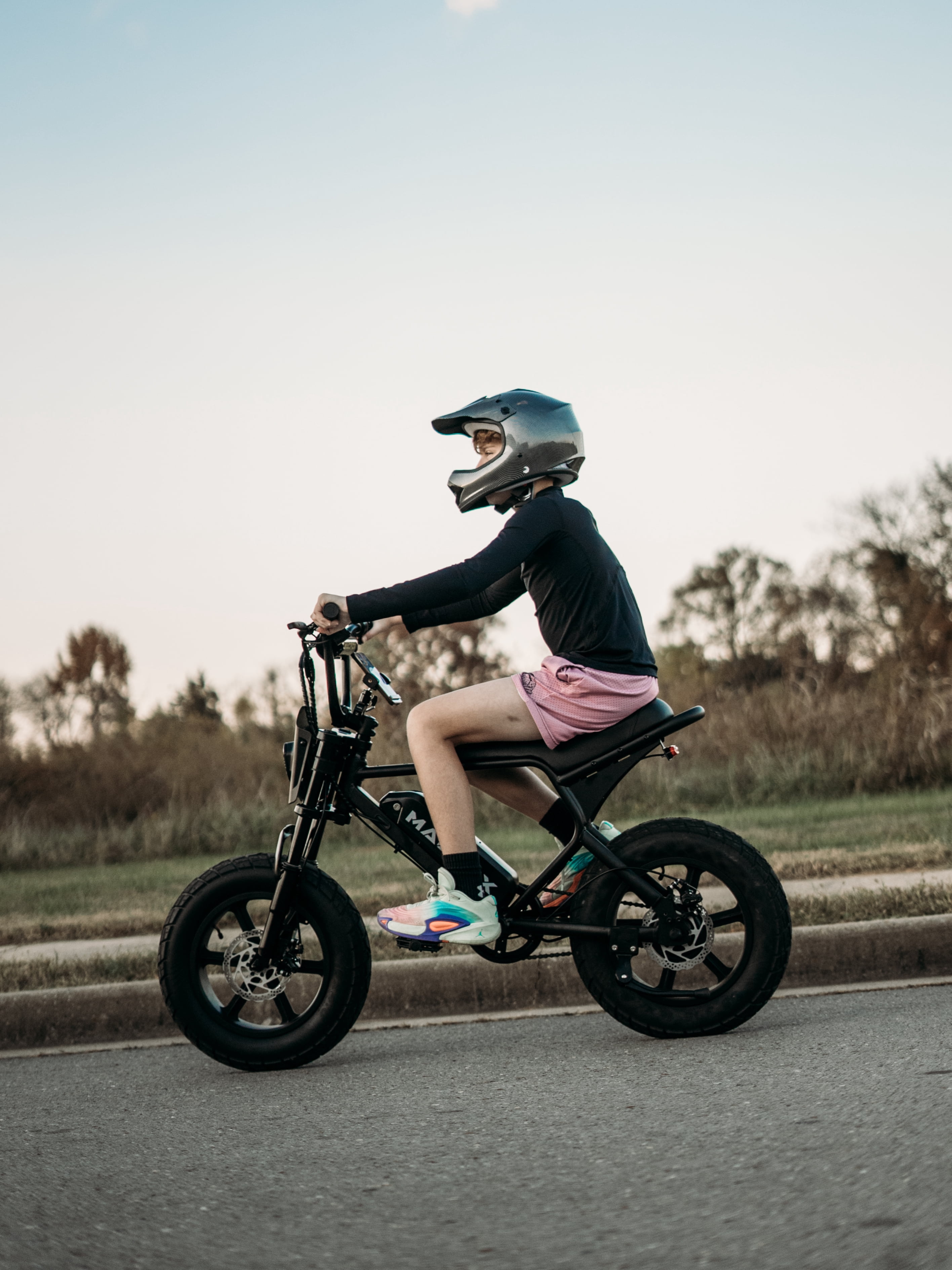 MACFOX M16 Electric Bike for Teens, 500W Motor, 20 MPH Top Speed, 25-Mile Range, 16"x4.0" Fat Tires, Removable 48V Battery, Fits Riders 3'11" and Up, City & School Commuter E-Bike（Yellow）