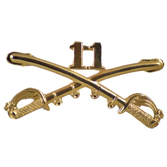 11TH CAVALRY CROSSED SABERS HAT PIN