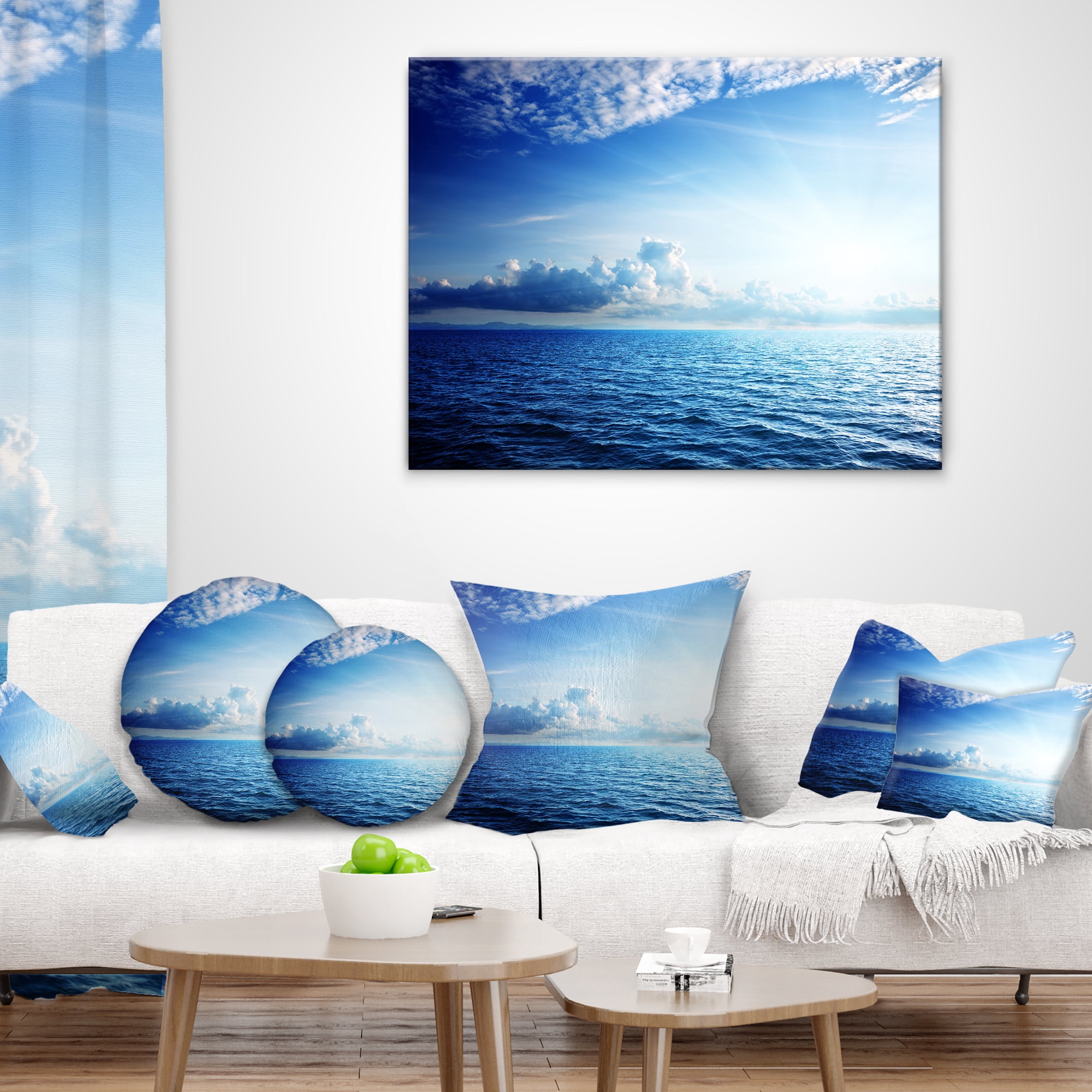 Designart Blue Caribbean Sea and Perfect Blue Sky - Seascape Throw Pillow - 16x16