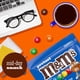 thumbnail image 5 of M&M's Pretzel Chocolate con Leche, Bolsa de dulces a granel resellable, Sharing Size, 7.4 oz (210 gr), 5 of 10