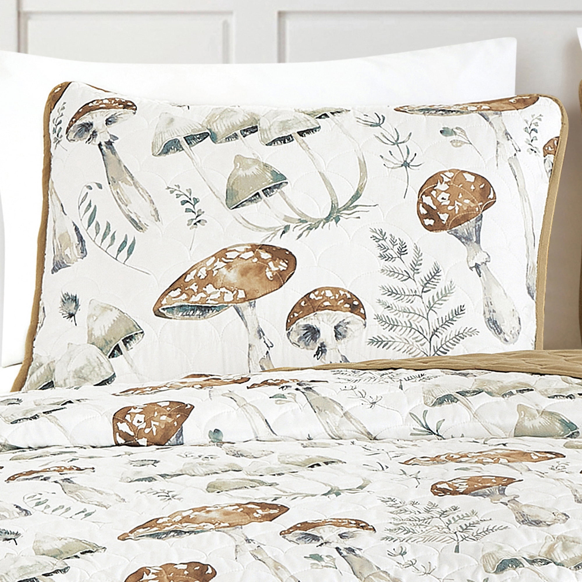 Evjk 3-Piece Decorative Lightweight Bedspread Set – Soft, Microfiber with Classic Print, Queen