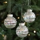 thumbnail image 4 of Juego de 6 bolas navideñas de plástico irrompibles de 6 cm, coloridas, para colgar en la pared, elegantes y reutilizables, para decorar la Navidad, 4 of 5