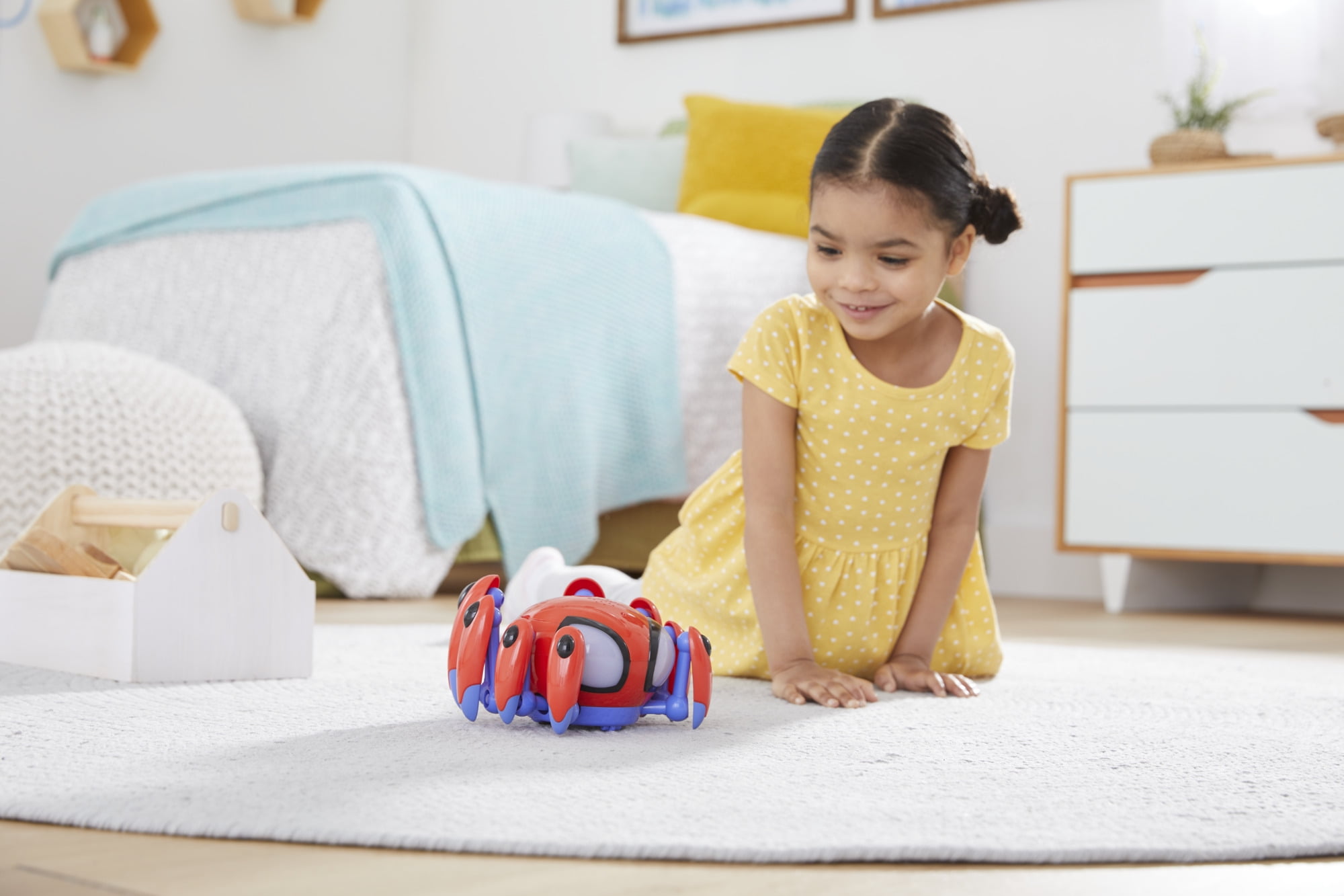 Spidey and His Amazing Friends Speak and Go Trace-E Bot Electronic Spider, Sound-Activated