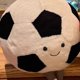 thumbnail image 4 of Juguetes de Peluche Deportivos Divertidos de Fútbol Muñecas de Peluche Regalo para Niños Muñeca de Fútbol 33 cm, 4 of 5
