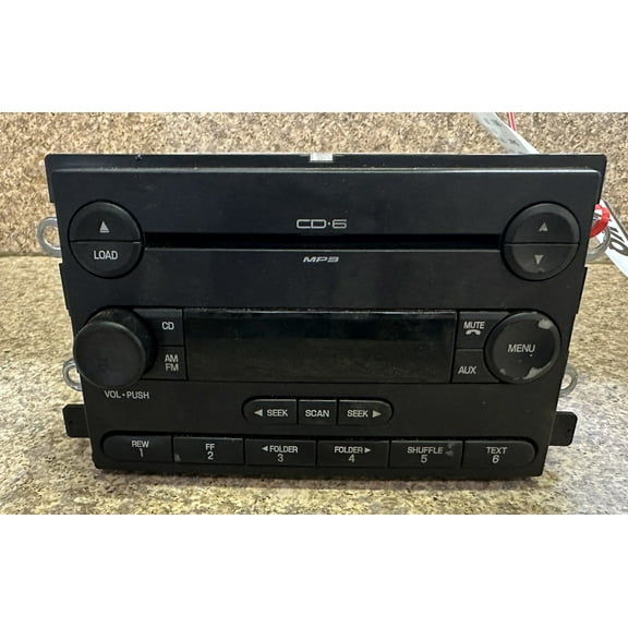 Pre-Owned 05 Ford Five Hundred AM FM CD MP3 Player Radio Receiver OEM LKQ - Verify Specific Vehicle Fitment In Description - (Good)