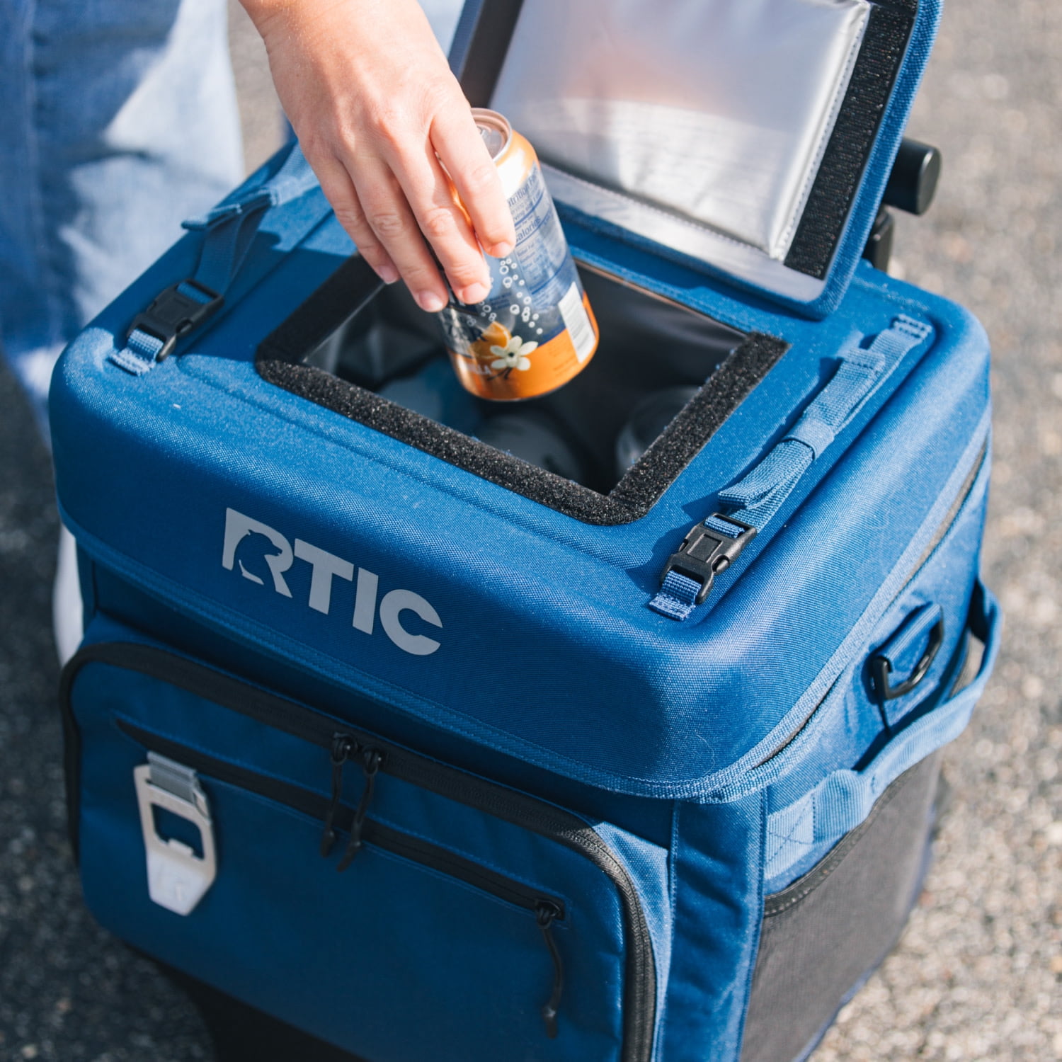 RTIC 40-Can, 21 Qt, Collapsible Wheeled Cooler with Bottle Opener, Navy