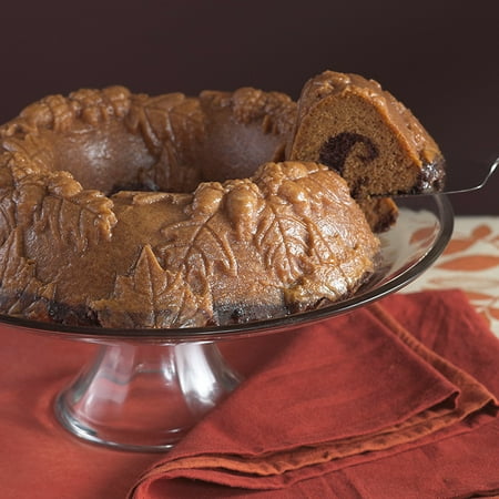 Nordic Ware Autumn Wreath Bundt Pan