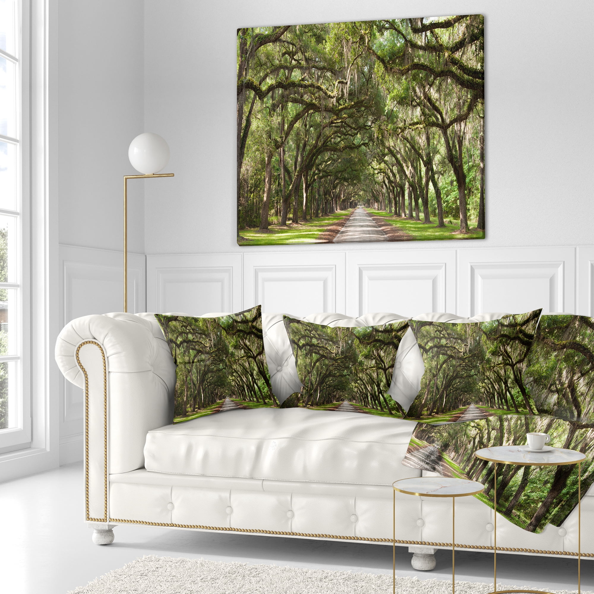 Designart Live Oak Tunnel - Photography Throw Pillow - 18x18