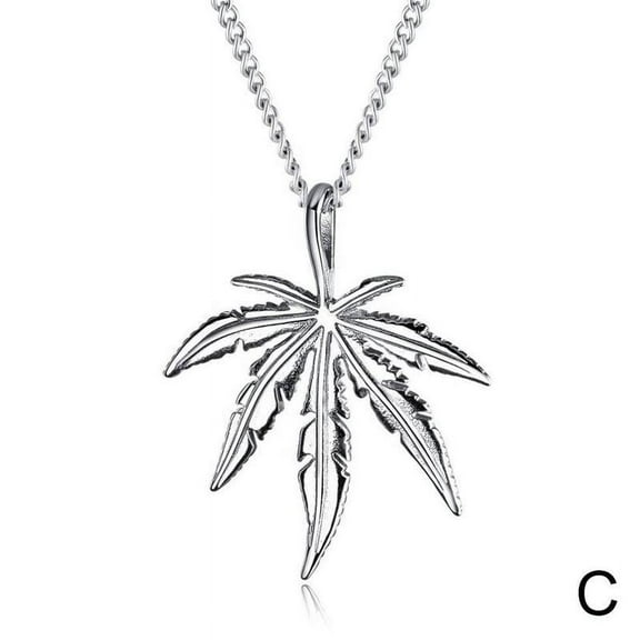 Maple Leaf Pendant Fashion Titanium Steel Men's Necklace Accessories V8Q0 R5H9