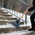 thumbnail image 4 of Grattoir à Glace Robuste Triangulaire pour Camping d'Hiver Randonnée Équipement Extérieur avec Ergonomique Sans Poignée, 4 of 5