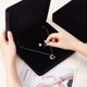 thumbnail image 3 of Juego de 2 cajas de joyería de terciopelo negro, cuadradas, de 19 x 19 x 4 cm, con bandeja organizadora de viaje. Caja de regalo para joyas., 3 of 6
