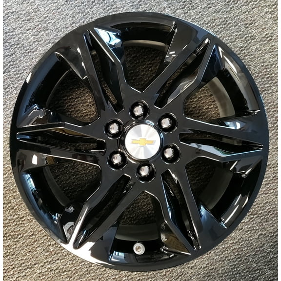 Coast To Coast IWCIMP438BLK; Wheel Skin; IMPOSTOR ®; 18 Inch; 6 Split Spokes; Snap-On/Center Retention