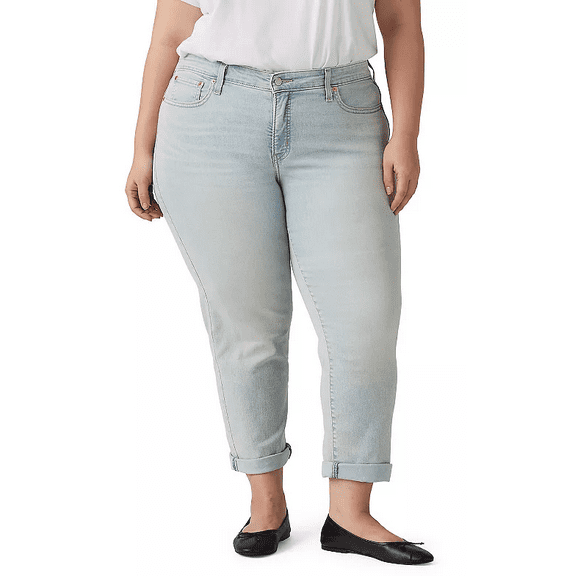 Levi's KIND WORDS-LIGHT WASH Women's Plus Size Boyfriend Mid-Rise Jeans, US 16W