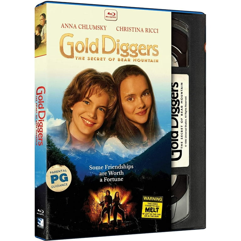 GOLD DIGGERS: THE SECRET OF BEAR MOUNTAIN, from left: Christina
