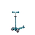 thumbnail image 4 of Micro Kickboard - Mini Trottinette Micro de Luxe à 3 Roues, à Inclinaison pour Diriger, Conçue en Suisse pour Enfants, 2 à 5 Ans (Bleu Glace), 4 of 5