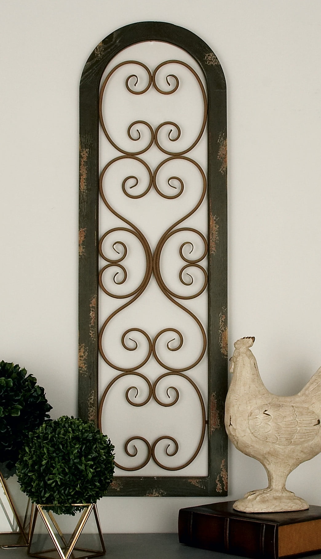 DecMode Indoor Brown Metal Rustic Wall Décor