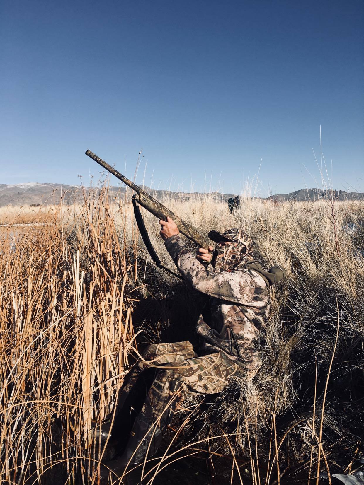 2-in-1 FRONT Face Mask and Camo Hat for Duck Hunting